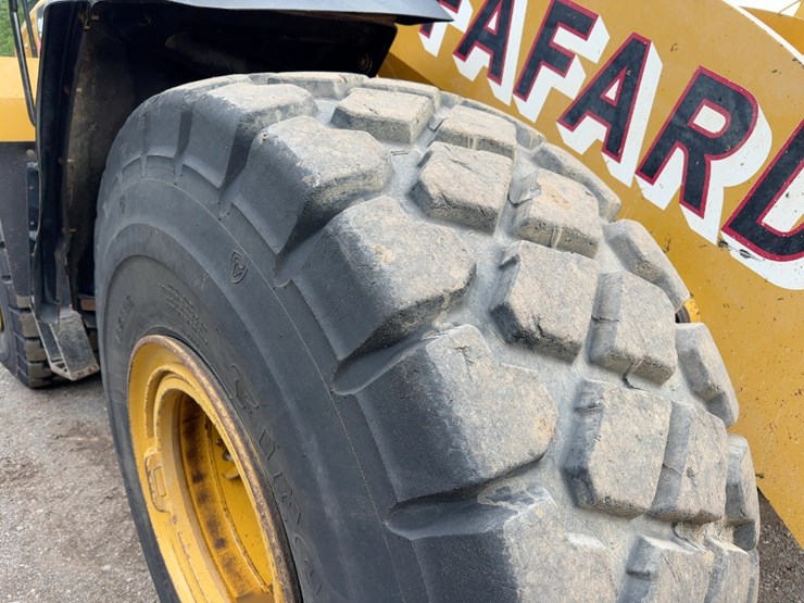 2017-caterpillar-966m-image-13