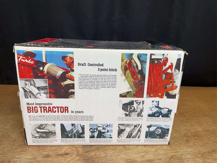 1/16-farmall-1206-precision-key-nib-ertl-image-6