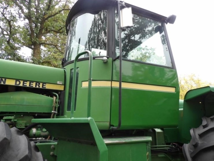 1981-john-deere-8440-image-3