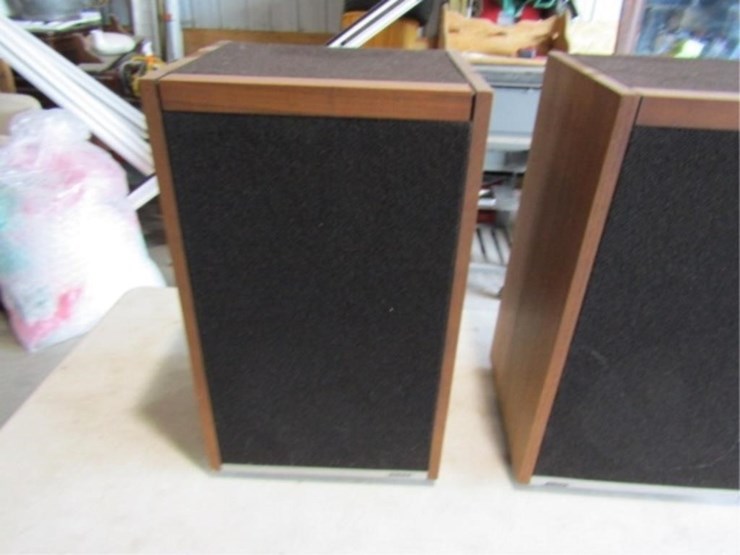 2-bose-model-601-speakers,-right-&-left,15x13x25.5-image-4