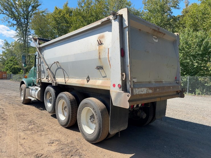 2018-kenworth-t800-image-3