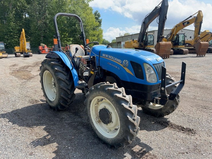 new-holland-workmaster-70-image-7