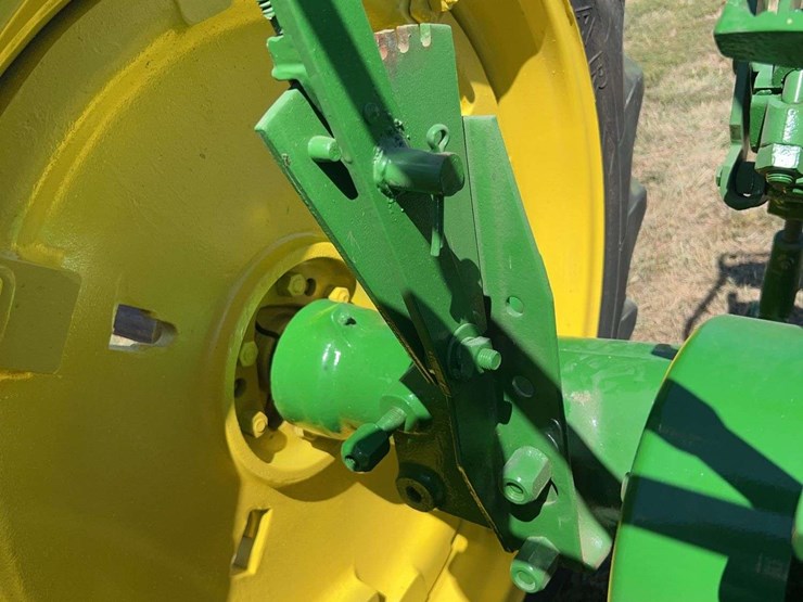 john-deere-model-b-image-32