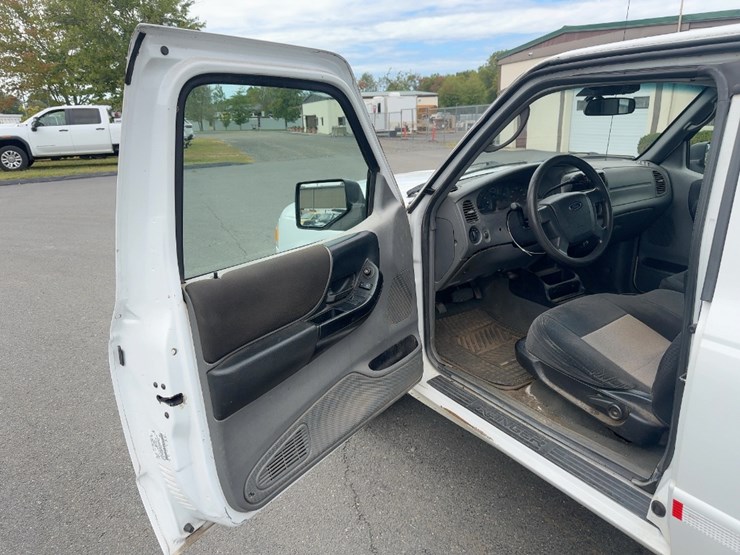 2009-ford-ranger-xlt-image-16