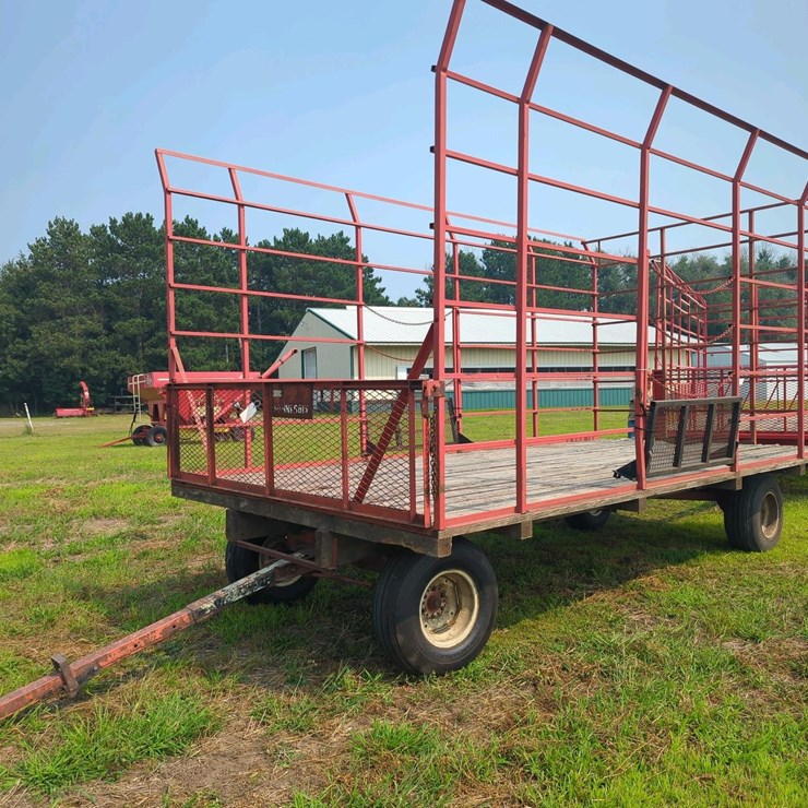 Minnesota Metal Kicker Rack, 18 long x 8'10" wide, Schwartz Running Gear 
(Stored Inside)