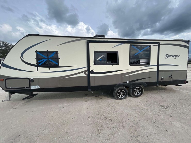 2016-forest-river-surveyor-285ikds-32ft-t/a-travel-trailer-image-18