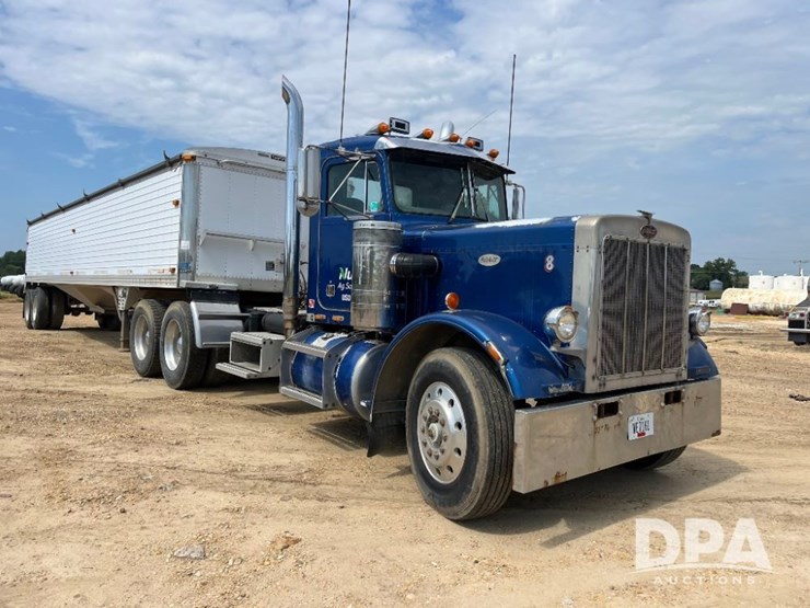 1984-peterbilt-359-image-5