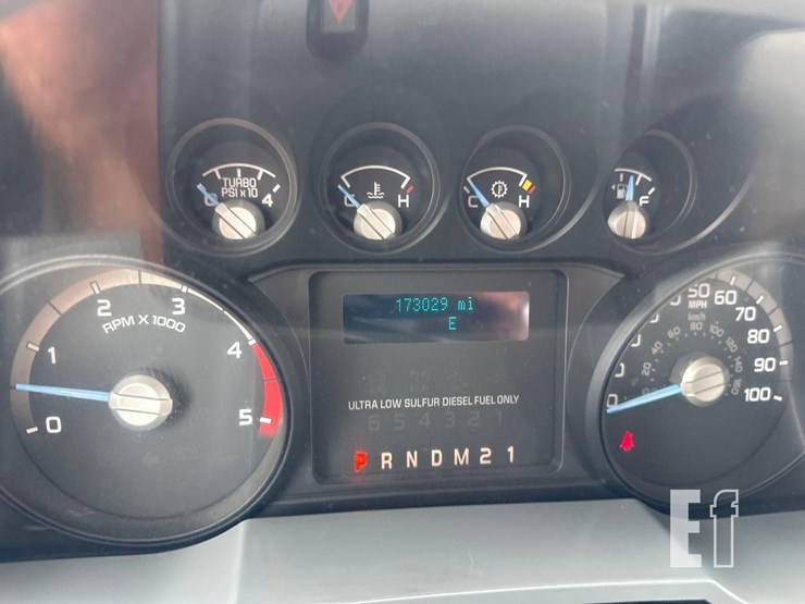 2015-ford-f350-image-26