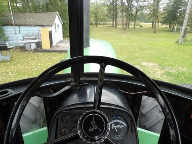 1981-john-deere-8440-image-67