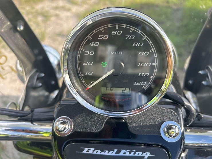 2021-harley-davidson-flhp-road-king-motorcycle-image-6