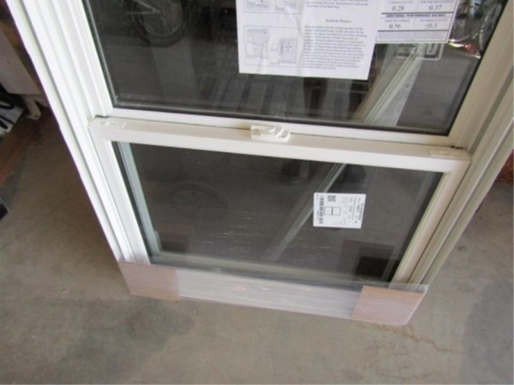 hayfield-single-hung-vinyl-window-new-29.75x40.25-image-15