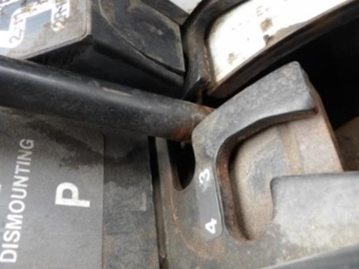 1981-john-deere-8440-image-50