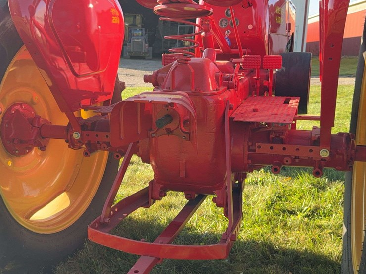 massey-ferguson-101-image-32