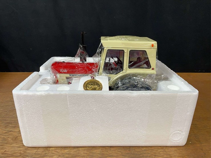 1/16-ih-1466-precision-nib-ertl-image-2