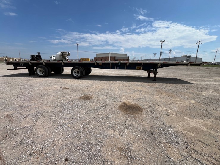 2010-utility-flatbed-image-3