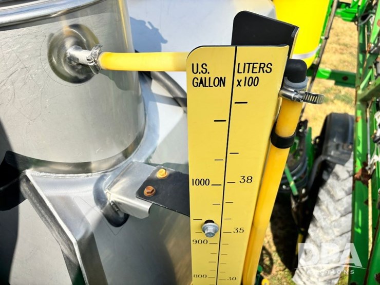 2018-john-deere-r4038-image-123
