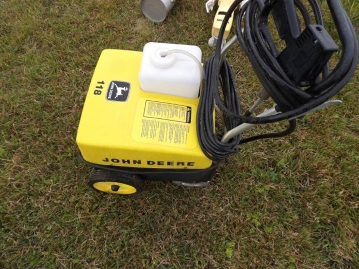 john-deere-118-image-9