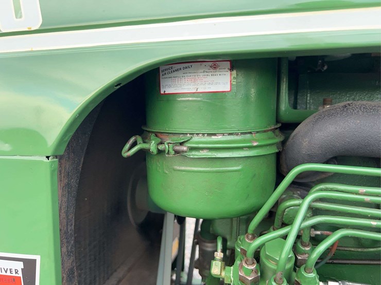 1958-oliver-770-image-65