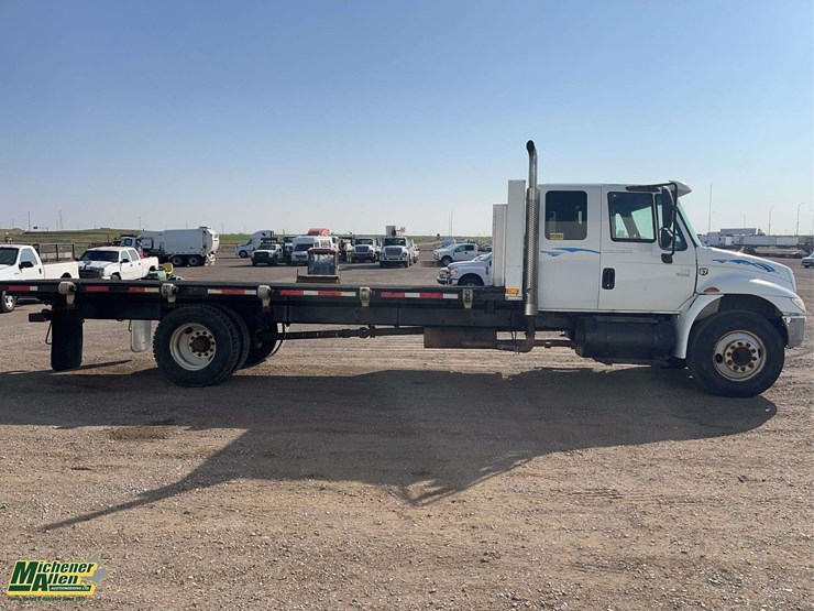 2007-international-durastar-4300-image-5
