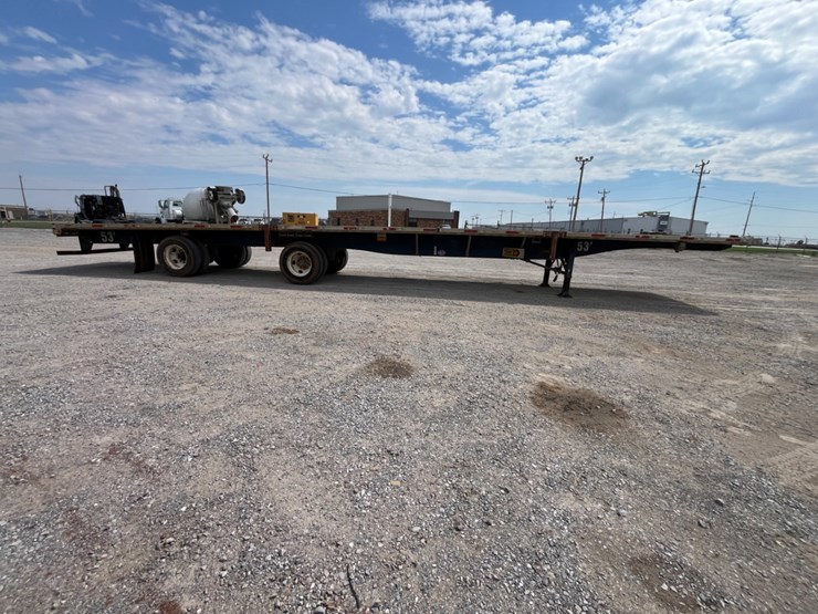2010-utility-flatbed-image-3