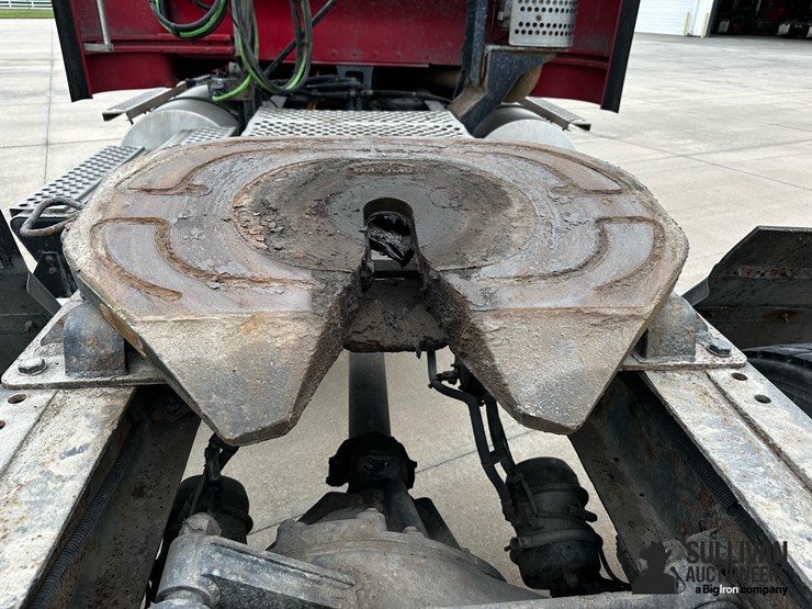 2010-kenworth-t800-image-15