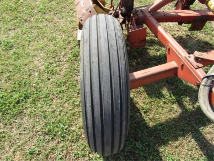 new-holland-456-image-3