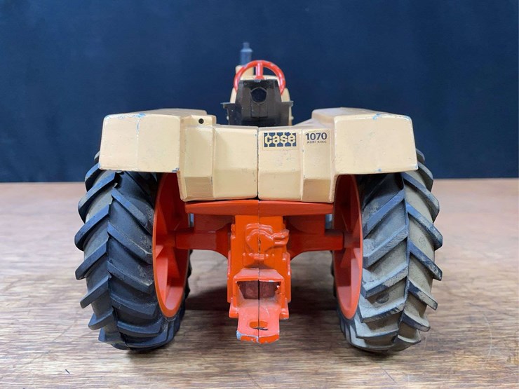 1/16-case-1070-ertl-image-5