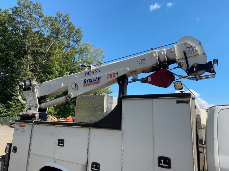 2019-ford-f550-xl-image-24