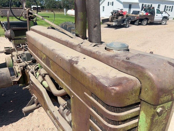 john-deere-model-b-image-11