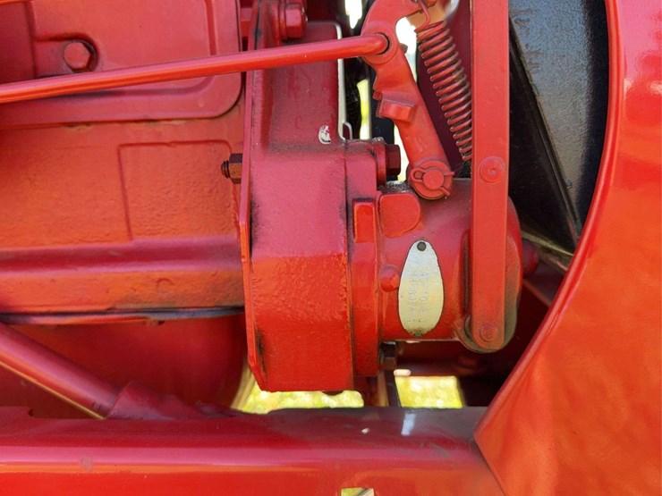 massey-ferguson-81-image-39