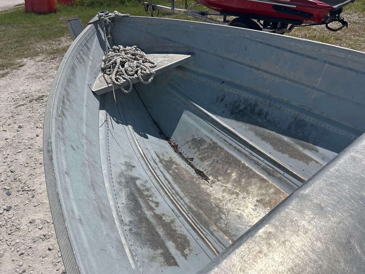 1989-14ft.-gamefisher-aluminum-jon-boat-with-trailer-image-9