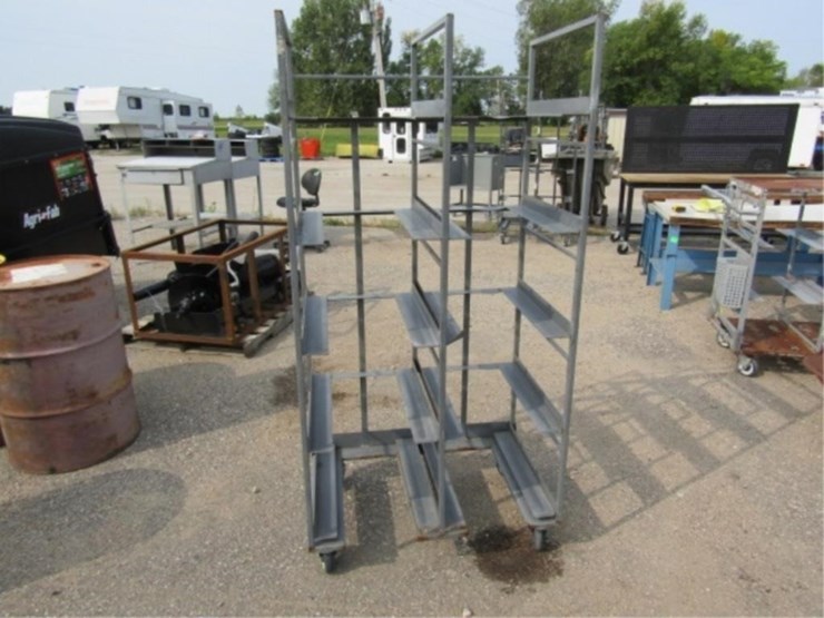 winholt-equip.-bin-cart-34.5x23.5x69.5-on-casters-image-12