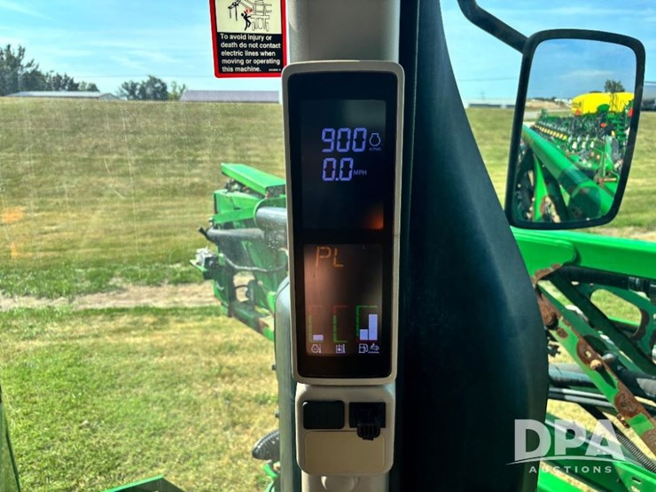 2018-john-deere-r4038-image-135