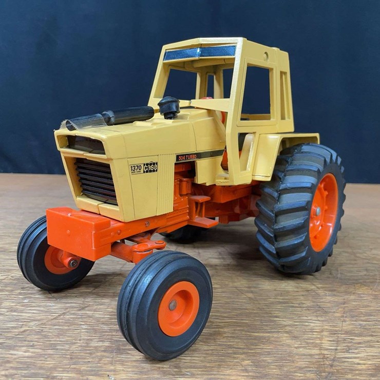 1/16 Case 1370 Ertl