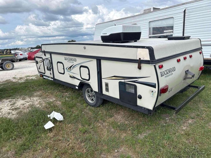 2014-rockwood-premier-2317g-23ft-s/a-pop-up-camper-image-3
