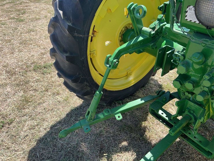 john-deere-model-b-image-38
