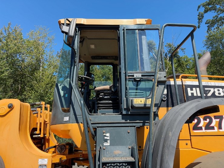 2012-hyundai-hl780-9-image-24