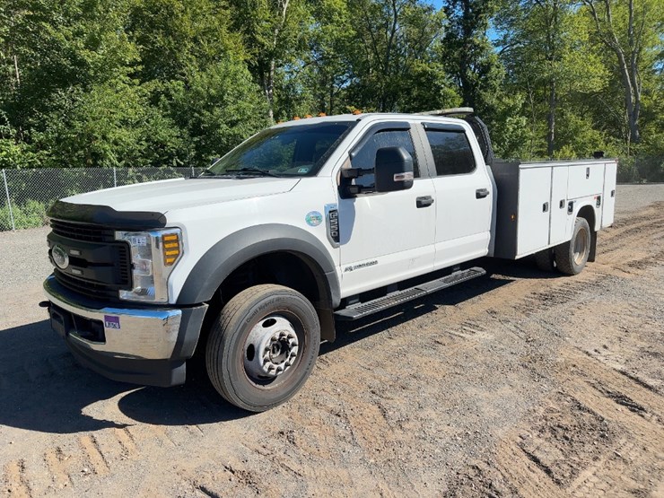 2019-ford-f550-xl-image-1