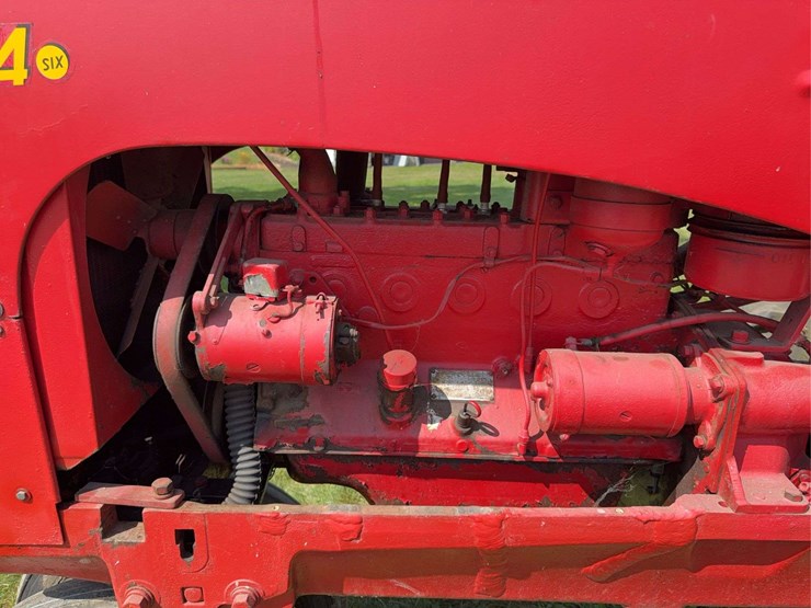 massey-ferguson-44-image-45