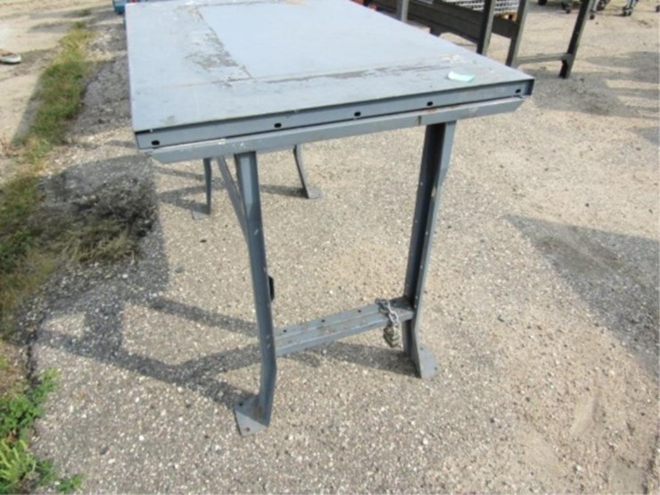 4ft.-x-30-x-34-metal-shop-table-image-7