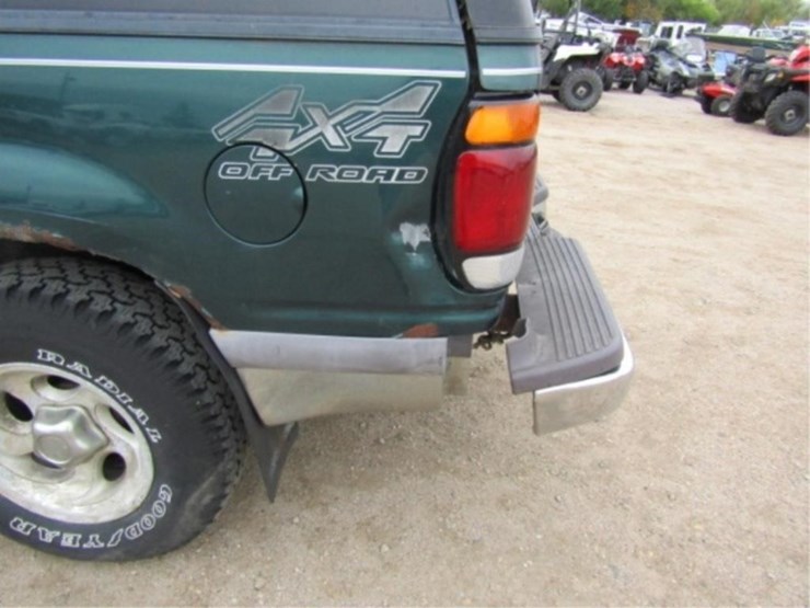 1997-ford-explorer-xlt-image-14