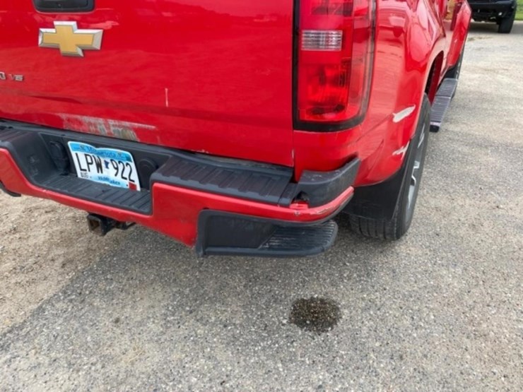 2017-chevy-colorado-z71-4x4-v6,-auto,-crew-cab,-image-10