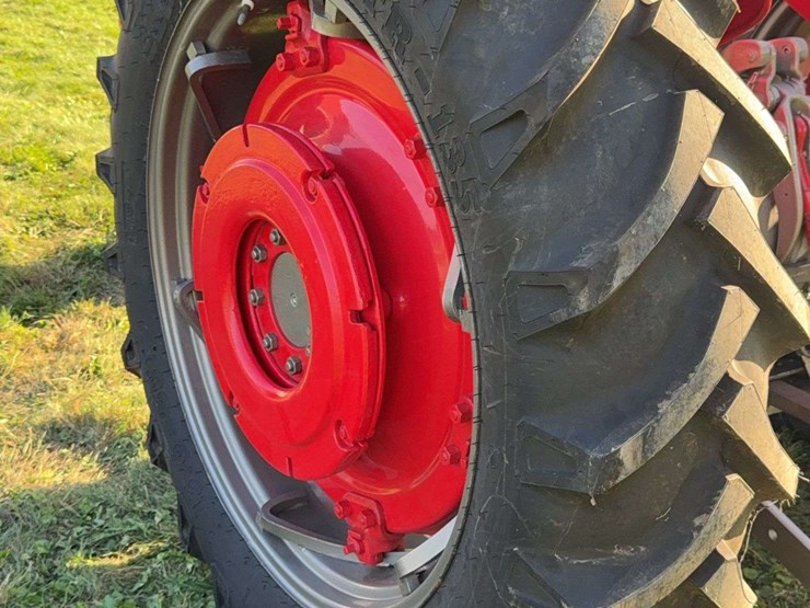 massey-ferguson-65-image-30