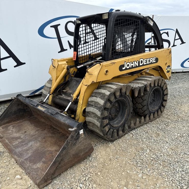 DEERE 240