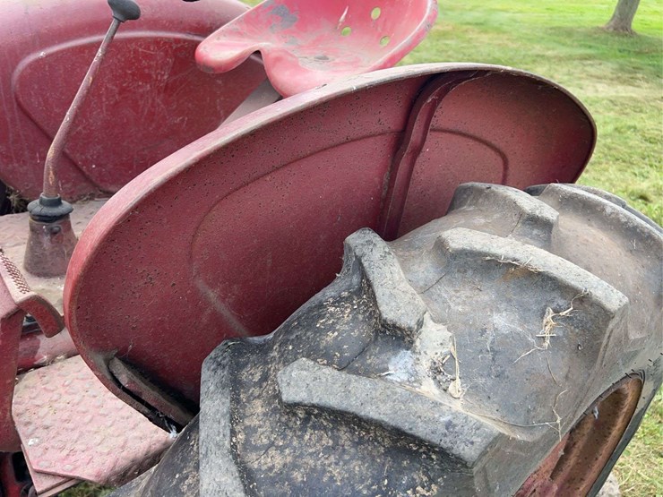 massey-ferguson-22-image-44