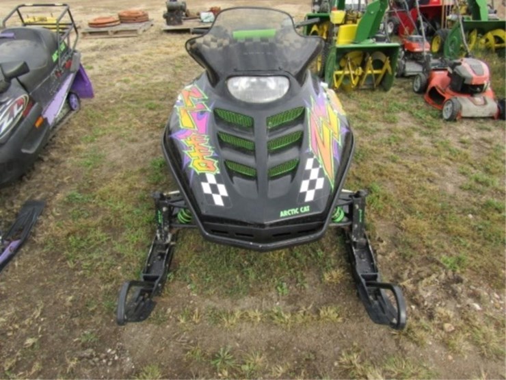 1997-arctic-cat-zl440,4,124-miles,-poly-ski's,runs-image-40