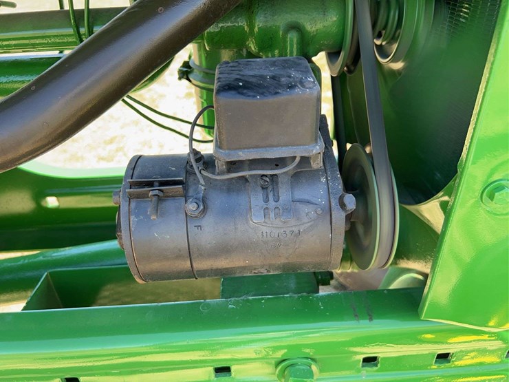 john-deere-model-b-image-26