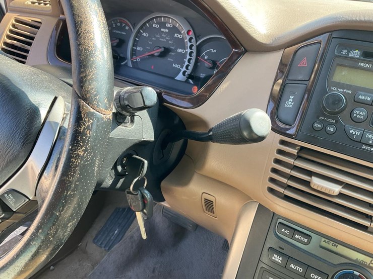 2004-honda-pilot-image-59