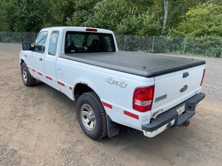 2009-ford-ranger-xlt-image-3