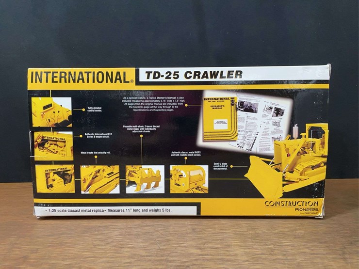 1/25-ih-td-25-crawler-nib-1st-gear-image-13